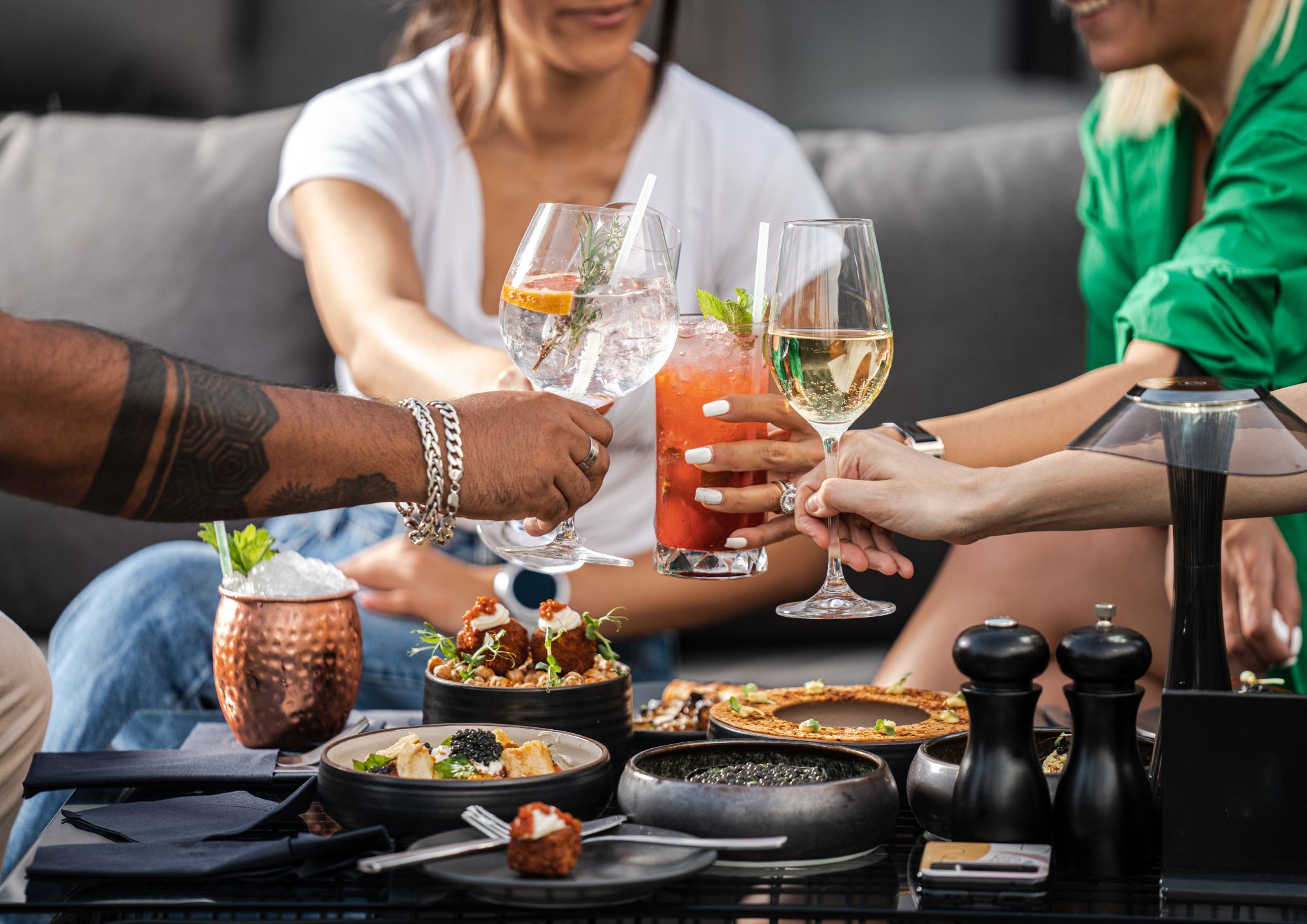 איך לארח בקלות